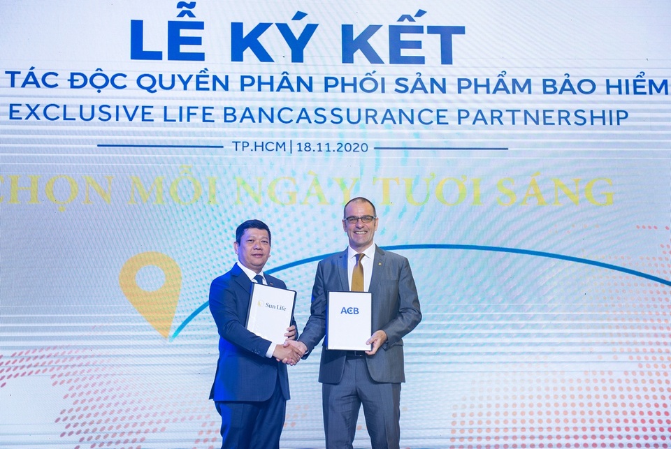 Hợp tác cùng Sun Life, ACB khẳng định chiến lược tập trung vào khách hàng - 2 Hợp tác cùng Sun Life, ACB khẳng định chiến lược tập trung vào khách hàng - 2