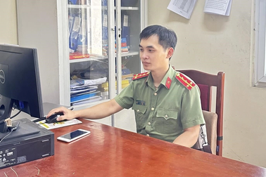 Đại úy công an với ý tưởng tạo ra điện từ bể chứa ở lòng hồ thủy điện