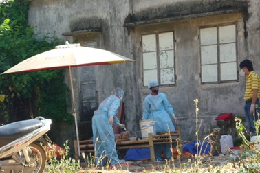 Phát hiện thi thể một cụ bà ở khu chợ cũ