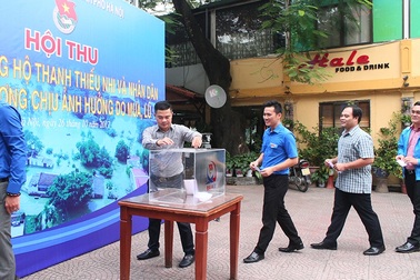 200 triệu đồng của thanh niên Thủ đô ủng hộ huyện ngoại thành bị lũ lụt