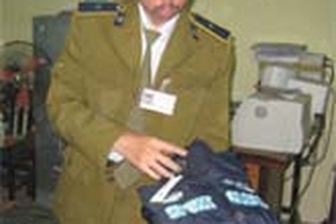 Phá kho hàng may mặc lậu trị giá hàng tỷ đồng