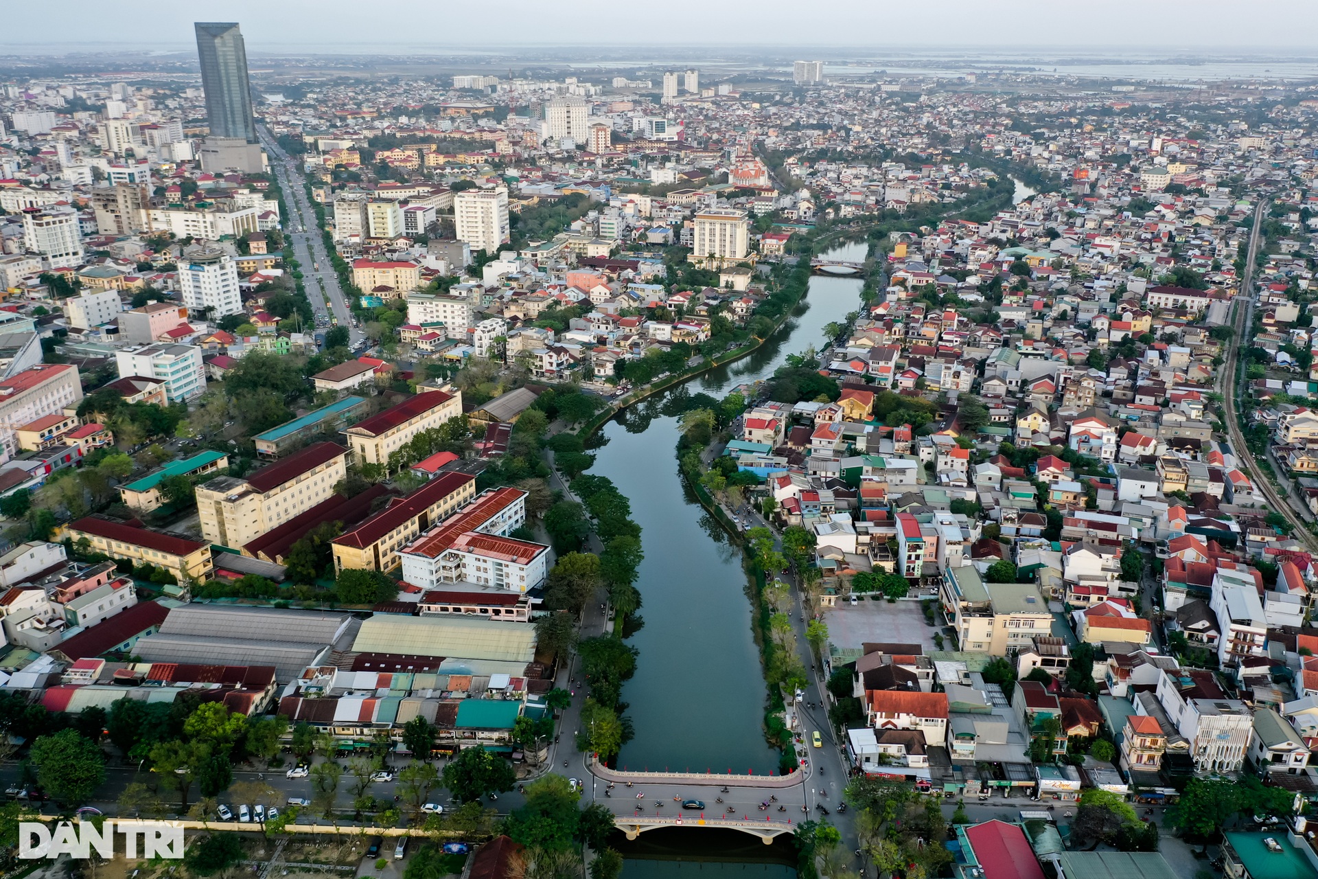 Nét thơ mộng trường tồn của dòng sông di sản chảy qua thành phố Huế - 6 Nét thơ mộng trường tồn của dòng sông di sản chảy qua thành phố Huế - 6