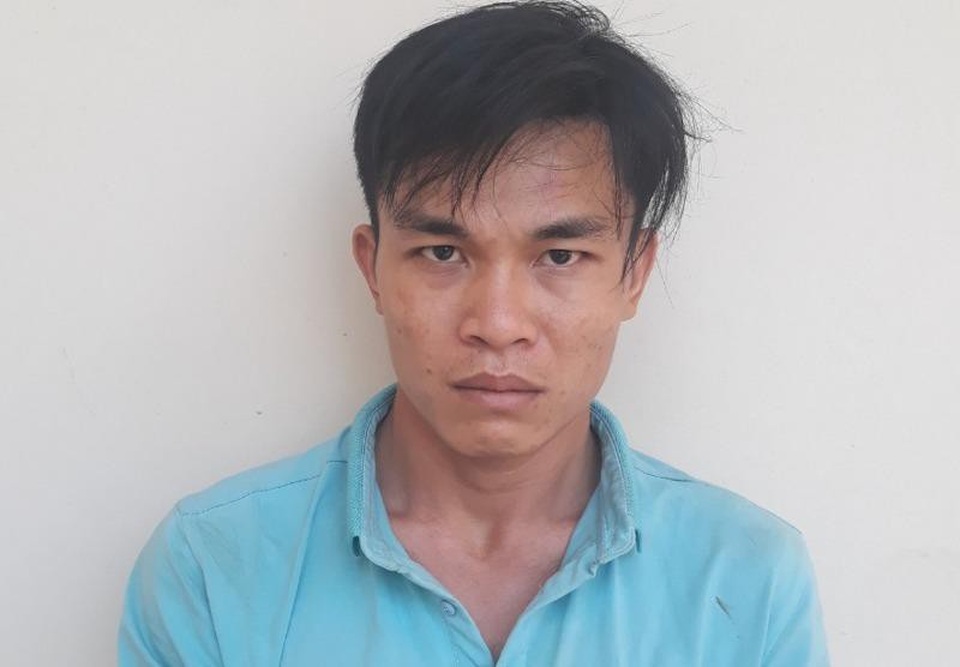 Phó giám đốc công an ngồi xe đi giao tiền cho nhóm bắt cóc - 1 Phó giám đốc công an ngồi xe đi giao tiền cho nhóm bắt cóc - 1