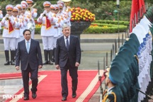 Thủ tướng Phạm Minh Chính chủ trì lễ đón Thủ tướng Kyrgyzstan thăm Việt Nam