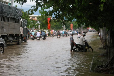 Trung Trung Bộ: Năm 2010 thiên tai diễn biến khốc liệt hơn