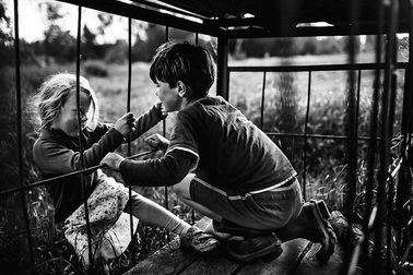 Độc đáo bộ ảnh "Thời thơ ấu không công nghệ"