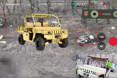 Bộ binh Nga ra trận trên phương tiện giống xe golf