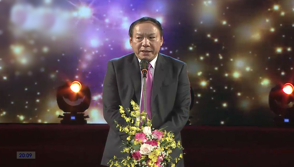 NSND Trung Hiếu, Táo Kinh tế Quang Thắng được Bộ Văn hóa vinh danh - 1 NSND Trung Hiếu, Táo Kinh tế Quang Thắng được Bộ Văn hóa vinh danh - 1