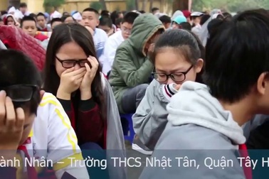 Bài chia sẻ xúc động của thầy giáo khiến nghìn học sinh “khóc như mưa”