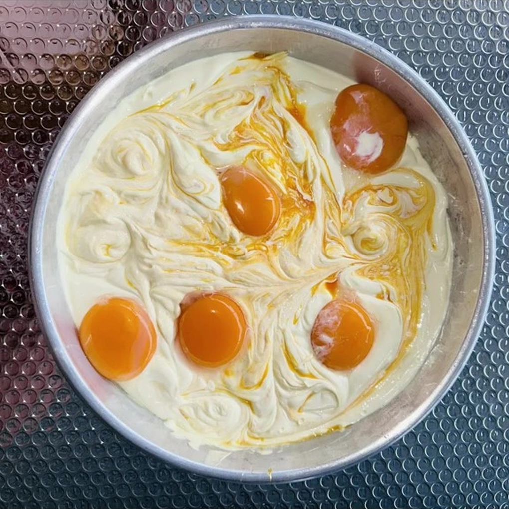 Bác sĩ phát hoảng với kem trộn trứng gà triệu view trên Tiktok - 1 Bác sĩ phát hoảng với kem trộn trứng gà triệu view trên Tiktok - 1