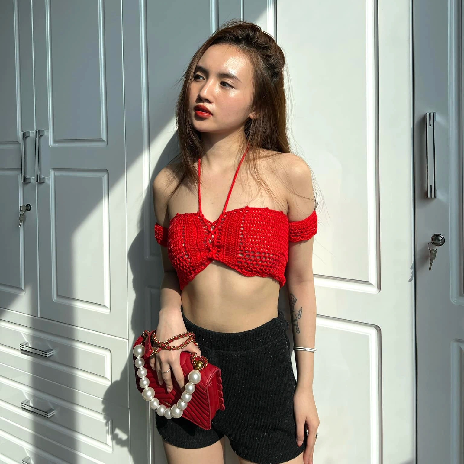 កូនស្រីម្ចាស់ក្សត្រី Wushu Thuy Hien ទាក់ទាញចំណាប់អារម្មណ៏ជាមួយនឹងរូបរាងដ៏សិចស៊ីរបស់នាង - ៦ Con gái nữ hoàng wushu Thúy Hiền gây chú ý với vẻ xinh đẹp, gợi cảm - 6