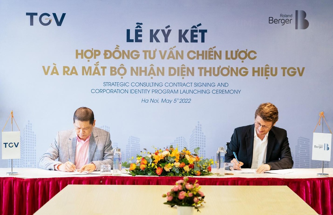 Lễ ký kết hợp đồng tư vấn chiến lược và ra mắt bộ nhận diện thương hiệu mới TGV - 1 Lễ ký kết hợp đồng tư vấn chiến lược và ra mắt bộ nhận diện thương hiệu mới TGV - 1