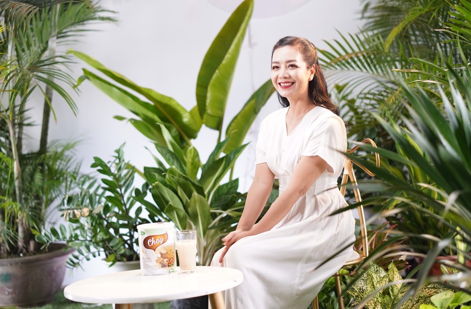Bí quyết người đẹp “không tuổi” của nghệ sĩ ưu tú Chiều Xuân - 2 Bí quyết người đẹp “không tuổi” của nghệ sĩ ưu tú Chiều Xuân - 2