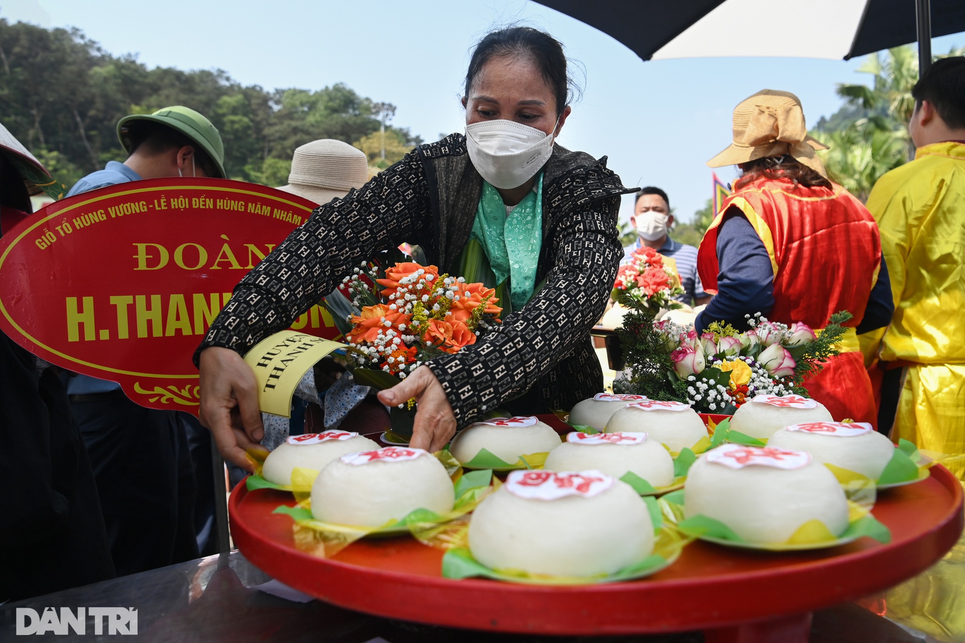 Nghệ nhân Phú Thọ tranh tài làm bánh chưng, bánh giầy dâng lên vua Hùng - 14 Nghệ nhân Phú Thọ tranh tài làm bánh chưng, bánh giầy dâng lên vua Hùng - 14