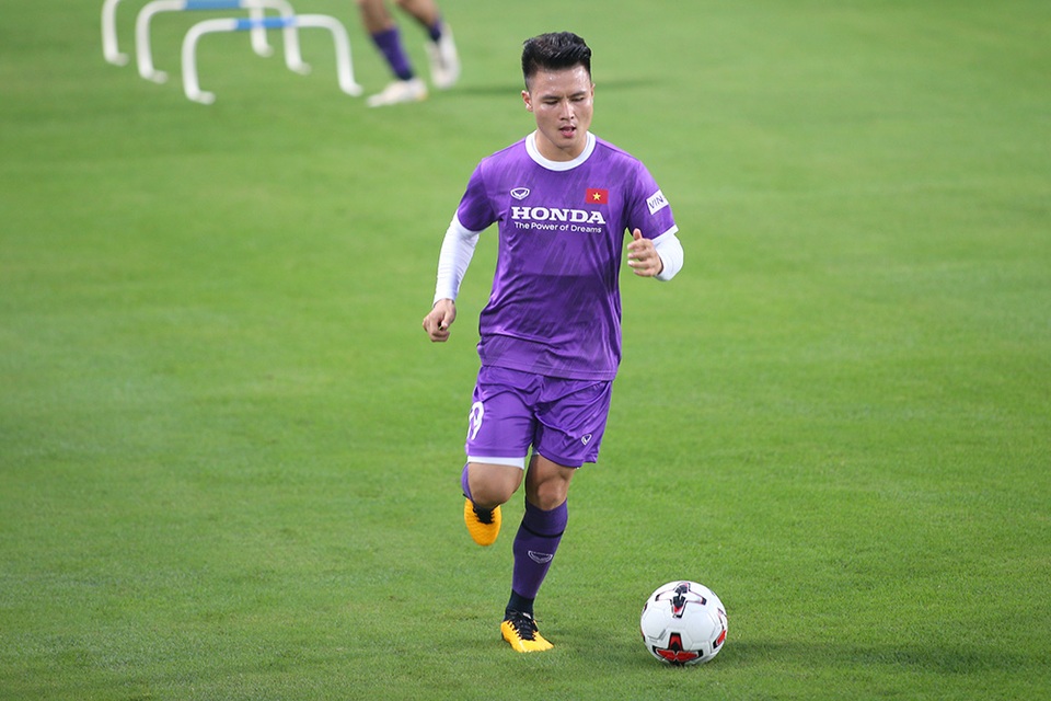 Báo Indonesia mong HLV Park Hang Seo bị treo giò - 2