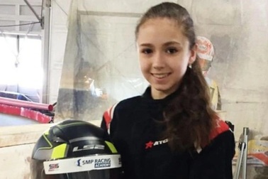 Thiên thần trượt băng xinh đẹp của Nga lập kỳ tích tại Olympic