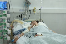 Sự sống mong manh của goá phụ một mình nuôi hai con thơ dại