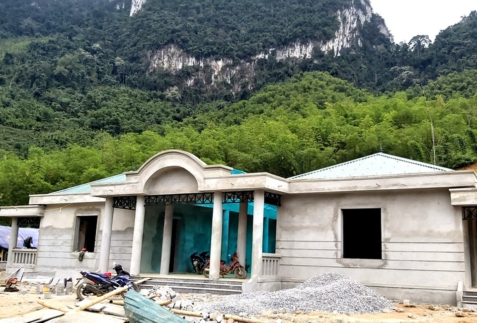 Tết sớm nơi bản làng vùng biên từng bị cơn lũ kinh hoàng quét qua - 11 Tết sớm nơi bản làng vùng biên từng bị cơn lũ kinh hoàng quét qua - 11