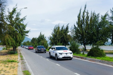 200 ô tô VinFast khởi hành xuyên Việt trong hành trình Wonder Trip 2025