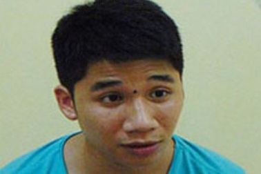 Vụ côn đồ xông vào nhà bắn người: Kẻ nổ súng ra đầu thú