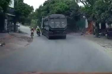 Kinh hoàng “phượt thủ” lên đời phân khối lớn