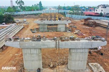 Lộ diện hình hài cầu Phong Châu mới sau 5 tháng thi công