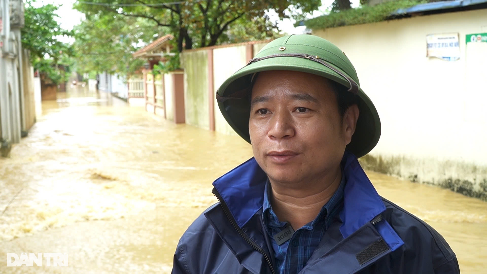 Ông Nguyễn Văn Đoàn, Phó Chủ tịch UBND TP Phổ Yên, Phó Trưởng Ban Chỉ huy phòng chống thiên tai thành phố (Ảnh: Hữu Thịnh).