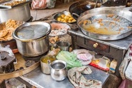 Đề xuất phạt tới 12 năm tù người sản xuất thực phẩm kém chất lượng