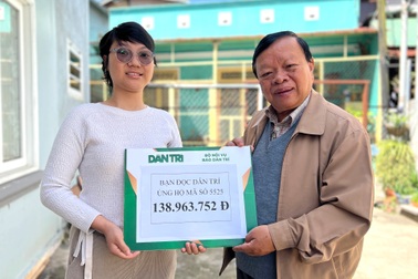 Bạn đọc hỗ trợ người mẹ trẻ bị ung thư máu gần 154 triệu đồng