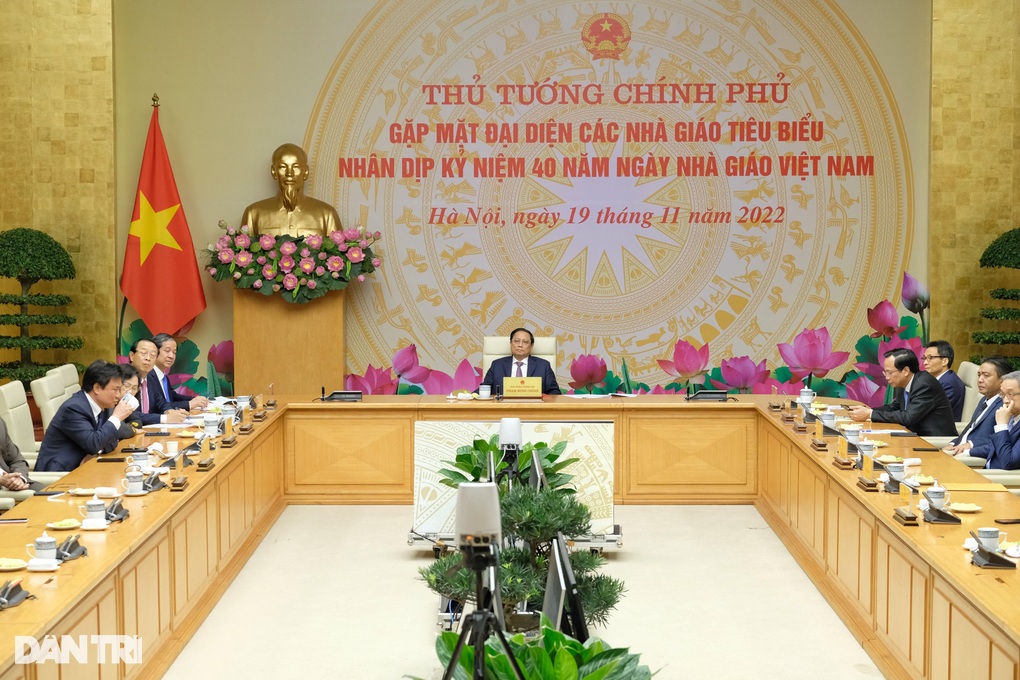 Thủ tướng Phạm Minh Chính gặp mặt 60 nhà giáo tiêu biểu - 2 Thủ tướng Phạm Minh Chính gặp mặt 60 nhà giáo tiêu biểu - 2