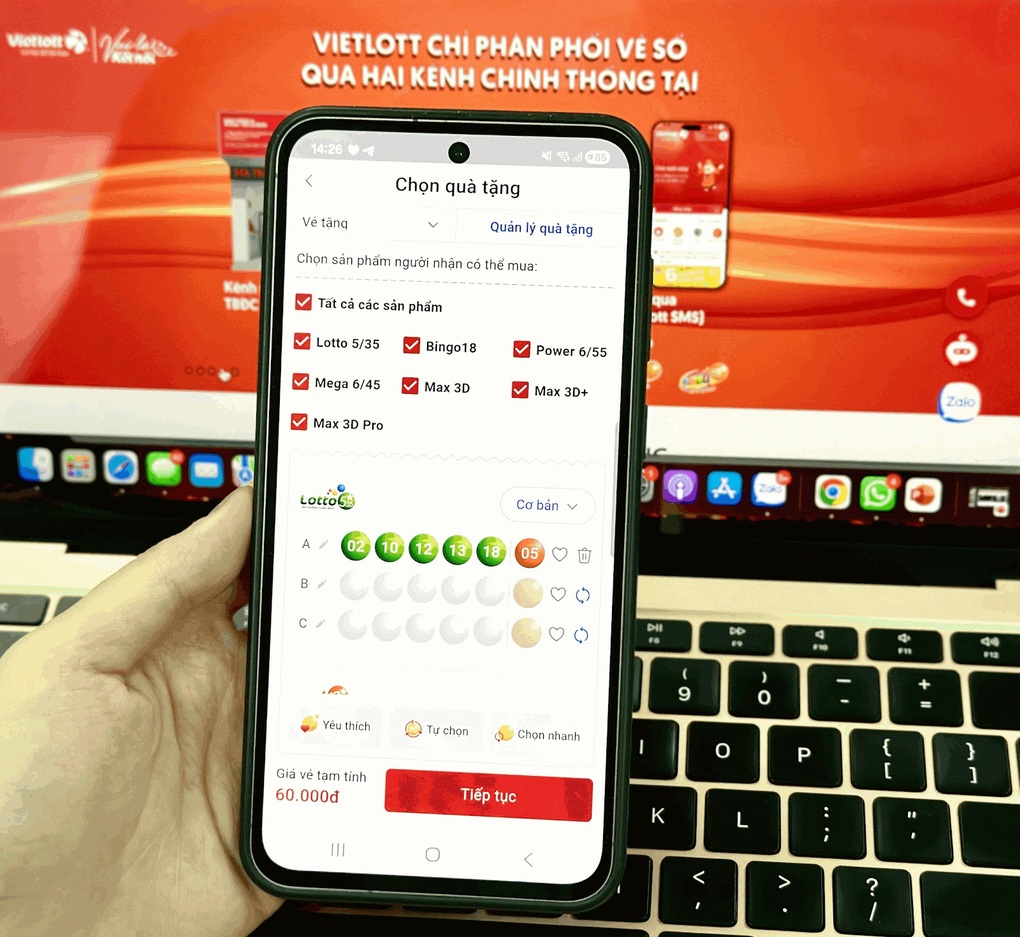 Tết không chỉ là đoàn viên, Tết còn sẻ chia may mắn - 3 Tết không chỉ là đoàn viên, Tết còn sẻ chia may mắn - 3