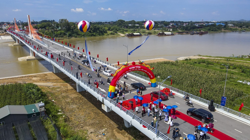 Khánh thành cầu Vĩnh Phú kết nối Vĩnh Phúc và Phú Thọ - 2 Khánh thành cầu Vĩnh Phú kết nối Vĩnh Phúc và Phú Thọ - 2
