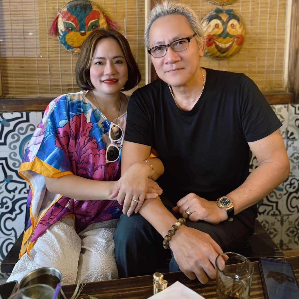 Bố Chải Hoàng Hải U60: Đại gia nhờ kinh doanh, cát-xê chỉ đủ sống - 3 Bố Chải Hoàng Hải U60: Đại gia nhờ kinh doanh, cát-xê chỉ đủ sống - 3