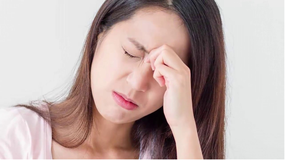3 dấu hiệu bất thường của đôi mắt tiết lộ tình trạng sức khỏe lá gan - 3 3 dấu hiệu bất thường của đôi mắt tiết lộ tình trạng sức khỏe lá gan - 3