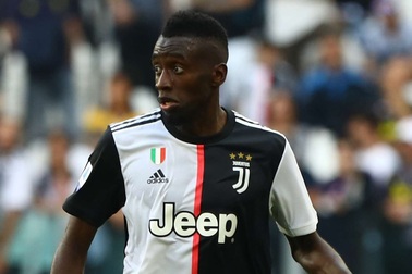 Thêm đồng đội của C.Ronaldo nhiễm Covid-19