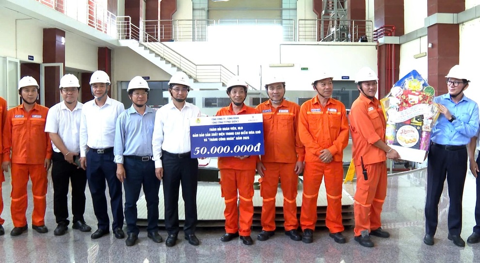 EVNGENCO3 kiểm tra công tác sản xuất điện mùa khô tại Công ty thủy điện Buôn Kuốp - 3 EVNGENCO3 kiểm tra công tác sản xuất điện mùa khô tại Công ty thủy điện Buôn Kuốp - 3