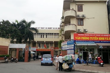 TP. Hà Nội chỉ đạo 8 tháng, 88 gia đình vẫn sống cảnh “trắng” sổ đỏ