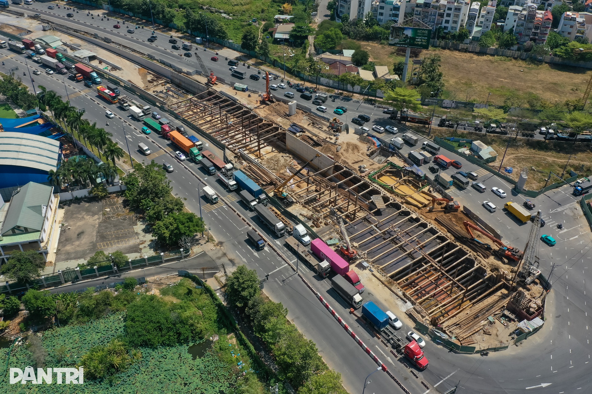 Nút giao lớn và hiện đại nhất TPHCM sau hơn 2 năm thi công - 5 Nút giao lớn và hiện đại nhất TPHCM sau hơn 2 năm thi công - 5