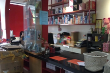 Truy bắt kẻ cầm súng xông vào nhà sách ở Đồng Nai cướp 12 triệu đồng