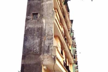 Hà Nội “tuyên chiến” với nhà siêu mỏng, siêu méo