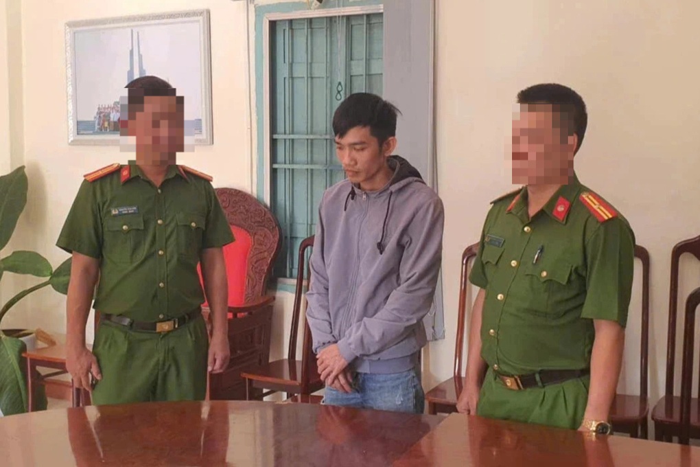 Bắt giam nhân viên ngân hàng lừa đảo chiếm đoạt hàng tỷ đồng - 1 Bắt giam nhân viên ngân hàng lừa đảo chiếm đoạt hàng tỷ đồng - 1