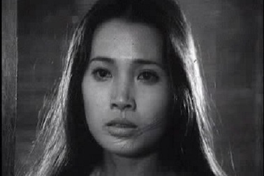 Nhan sắc đa đoan của diễn viên phim “Bao giờ cho đến tháng Mười”