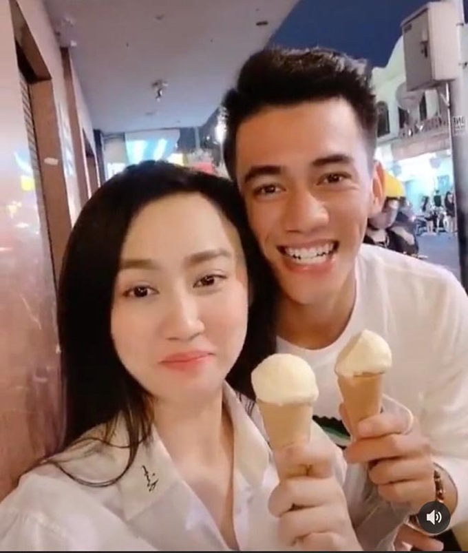 Cuộc tình chóng vánh, chỉ kéo dài 3 tháng của nữ diễn viên gợi cảm và cầu thủ Tiến Linh - Ảnh 4. Cuộc tình chóng vánh, chỉ kéo dài 3 tháng của nữ diễn viên gợi cảm và cầu thủ Tiến Linh - Ảnh 4.