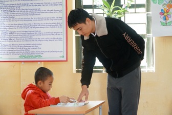 Chủ tịch xã được điều động, bổ nhiệm giáo viên