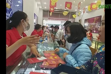 Lo dịch virus corona, các tiệm vàng ngày vía Thần Tài kém sôi động