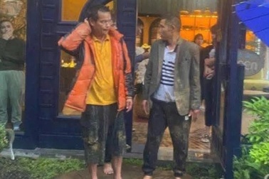 Lái xe bị hất xuống vực ở Sa Pa: Ô tô lăn như quả bóng, sống sót là kỳ tích