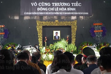 Lễ viếng Phó chủ tịch UBND TPHCM Lê Hòa Bình