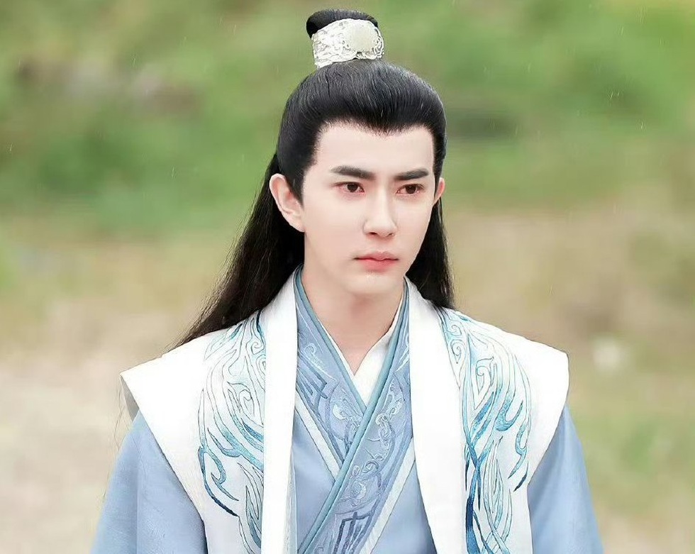 Ba nghệ sĩ Trung Quốc ra đi với nhiều uẩn khúc, gây chấn động truyền thông - 1 Ba nghệ sĩ Trung Quốc ra đi với nhiều uẩn khúc, gây chấn động truyền thông - 1