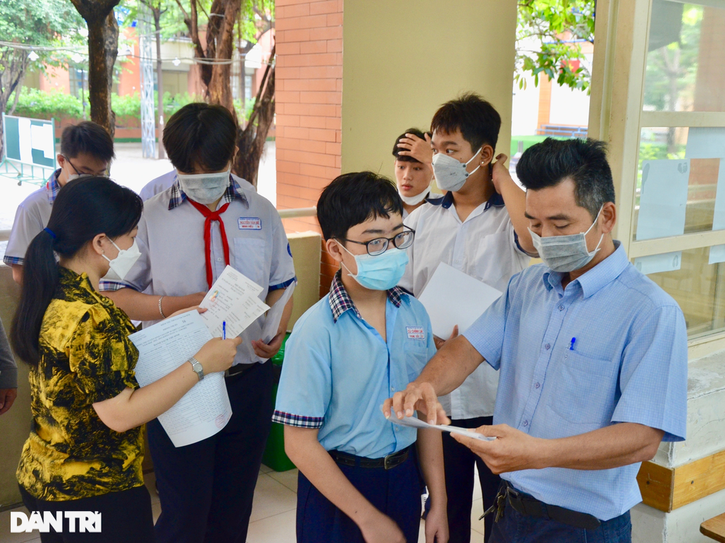 TPHCM: Hướng dẫn đăng ký nguyện vọng thi vào lớp 10 - 1 TPHCM: Hướng dẫn đăng ký nguyện vọng thi vào lớp 10 - 1