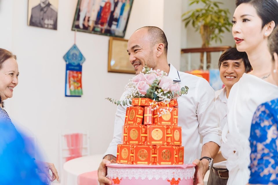 4 tháng sau đám cưới bí mật, Xuân Lan mới tiết lộ ảnh đám hỏi - 11 4 tháng sau đám cưới bí mật, Xuân Lan mới tiết lộ ảnh đám hỏi - 11